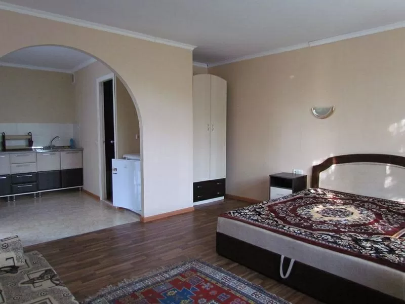 Продаётся жилой дом в Крыму с действующим пансионатом на 10 номеров 2