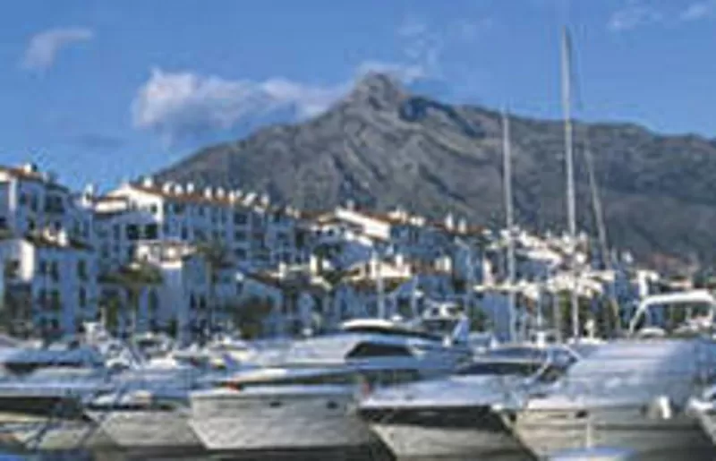 Моторные Яхты  на Средиземном море  ( Бизнес-Туризм ) в ИСПАНИИ