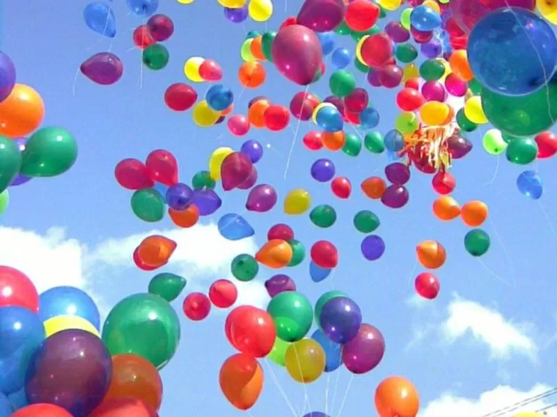Доставка воздушных шариков в СПб  Подарок