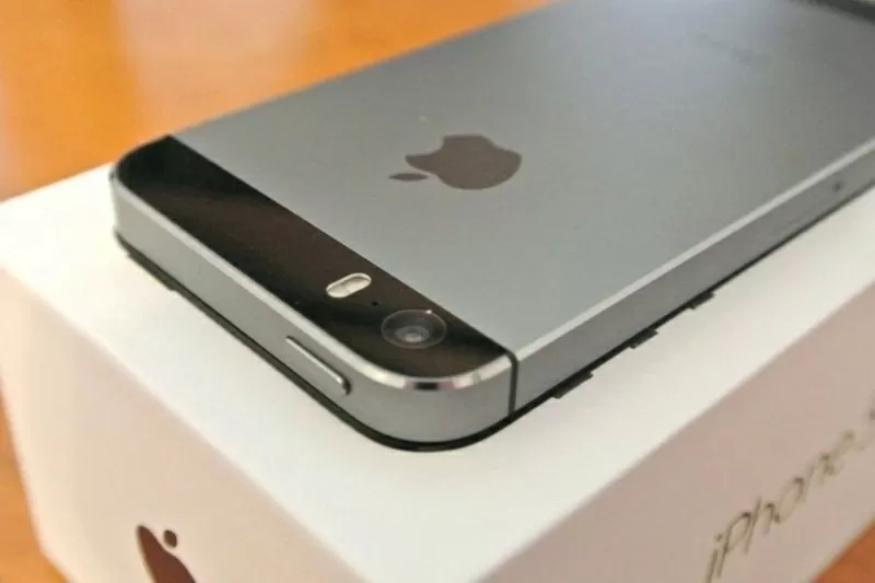 Новый iPhone 5S Черный плюс Подарки 2