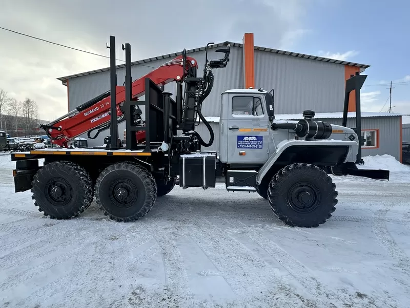 Заводские лесовозы Урал турбированные с манипуляторами Велмаш  2