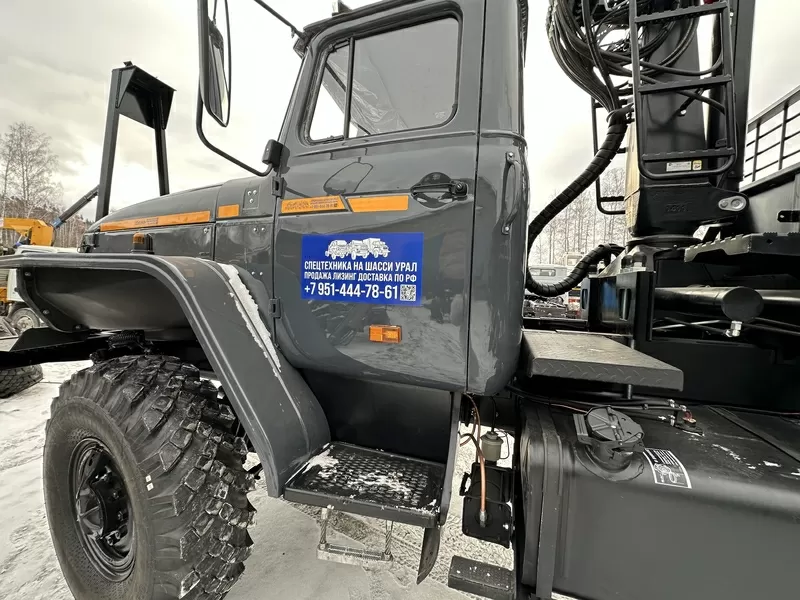 Лесовозы Урал капитальный ремонт с новыми манипуляторами от завода 4